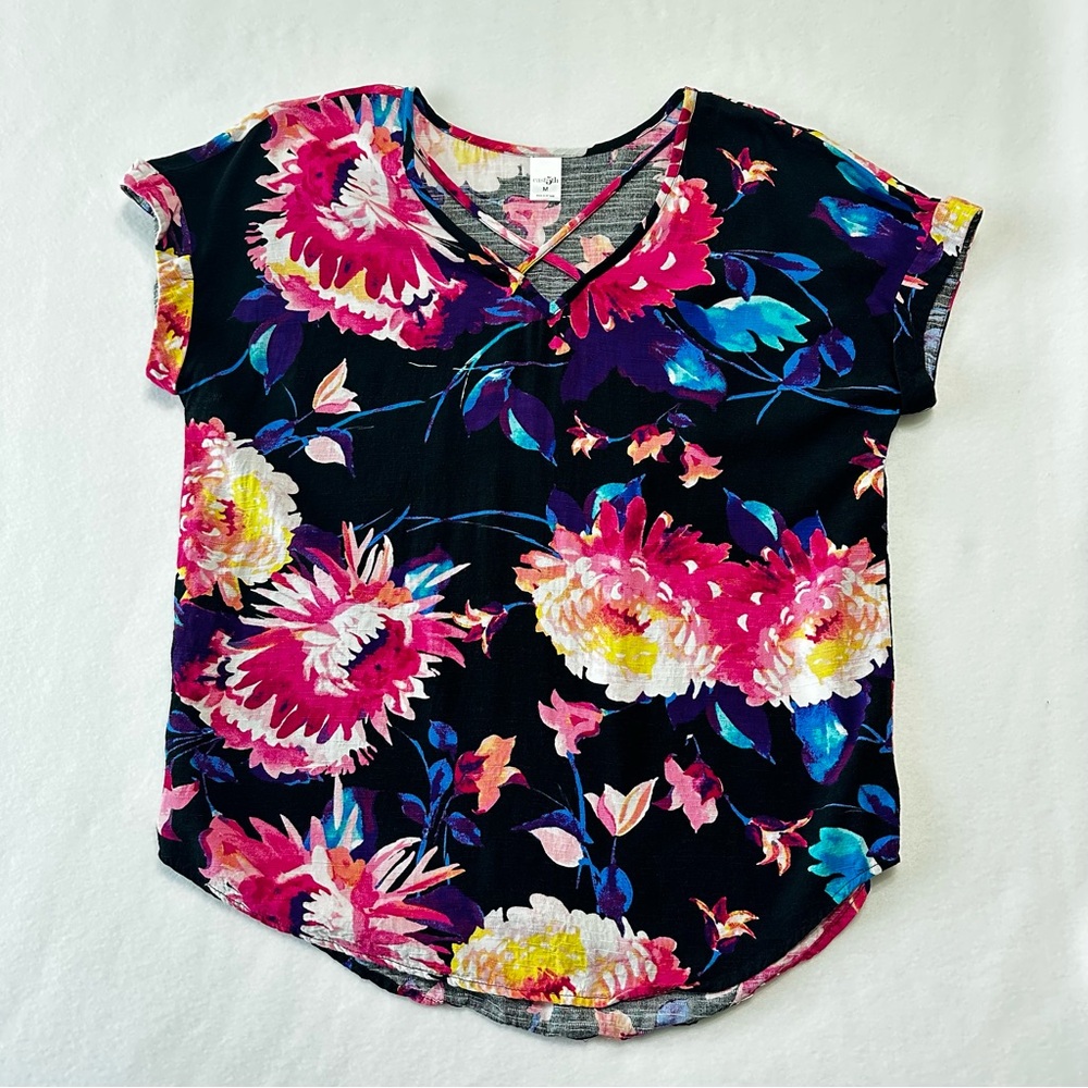 East 5th Women Floral Top Medium Cap Sleeve Criss Cross Neck Blouse